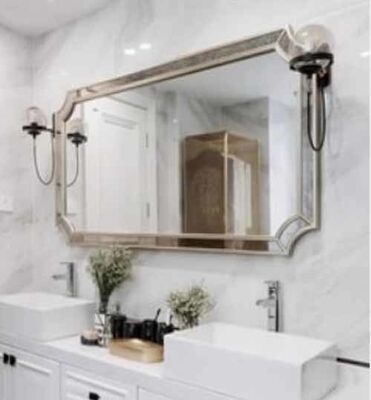 Özel Fransız Oda Dekoratif Büyük Ayna Dalgalı Ayna Tasarımı Ahşap Çerçeve Düzensiz Şekil Giyim Ayna