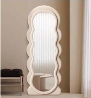 Lüks Ev Dekoratif Büyük Dalgalı Şekil Düzensiz Büyük Ayaklı Ayna Duvar Tam Vücut Aynası Tam Boy Zemin Aynası