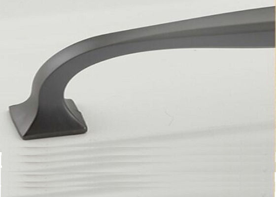 Ismarlama Donanım Çekme Kolları Siyah Modaya Uygun Stil Zarif Görünüm